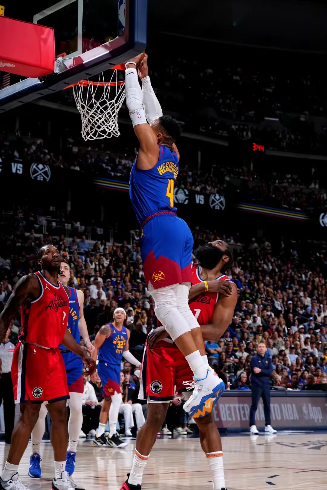 九游网页版入口-加时末段NBA季后赛传出新动向，多特蒙德防线松动，管理层表态——目标明确，轮换策略成焦点的简单介绍